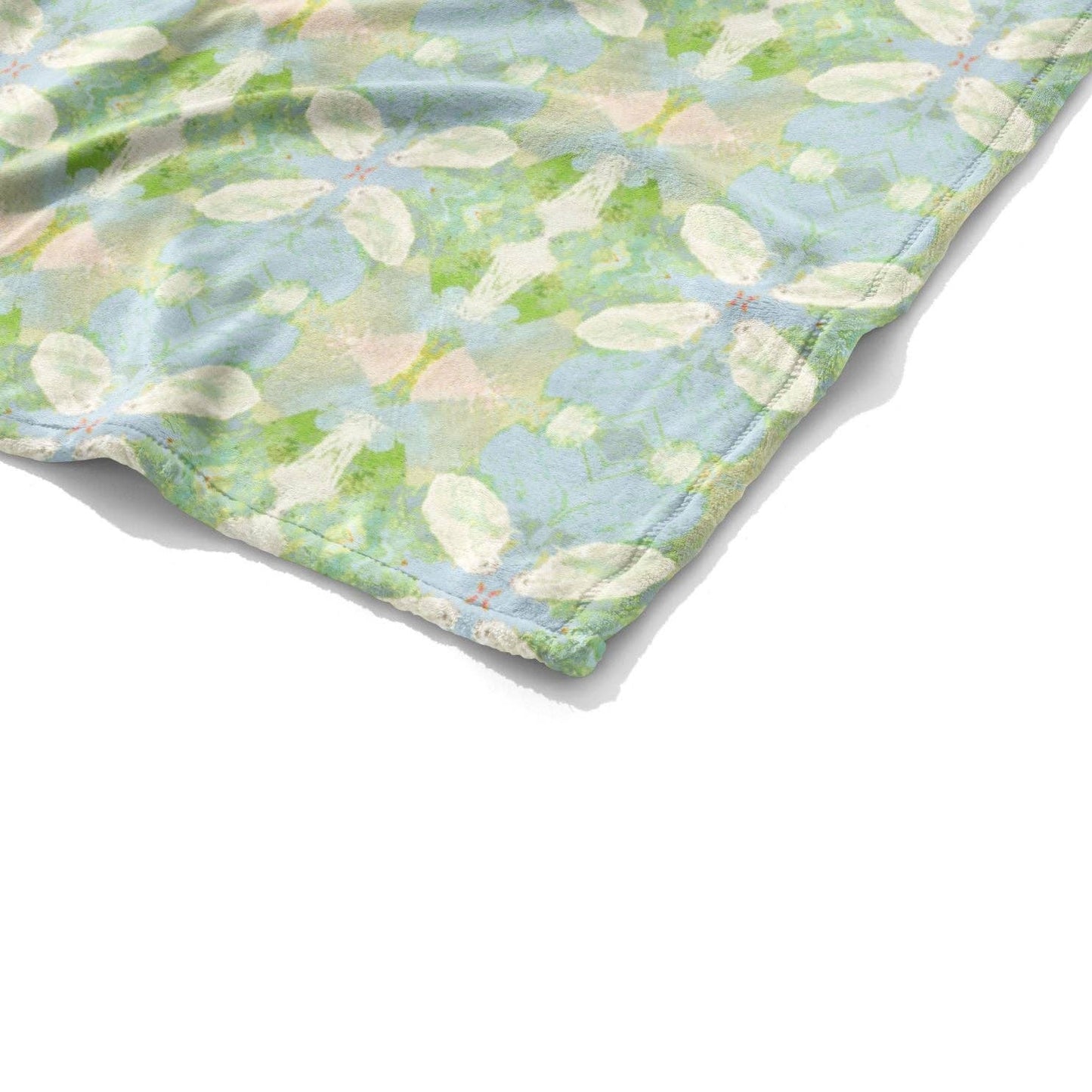 Elephant Falls Fleece Blanket: One Size