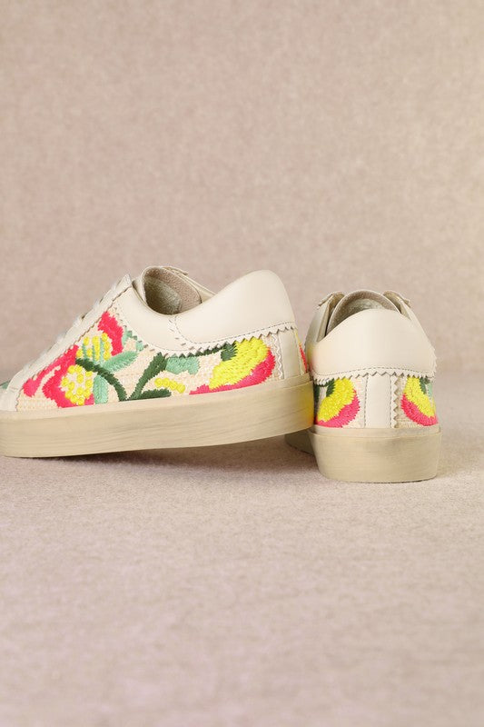 Gaby Superstar Sneaks