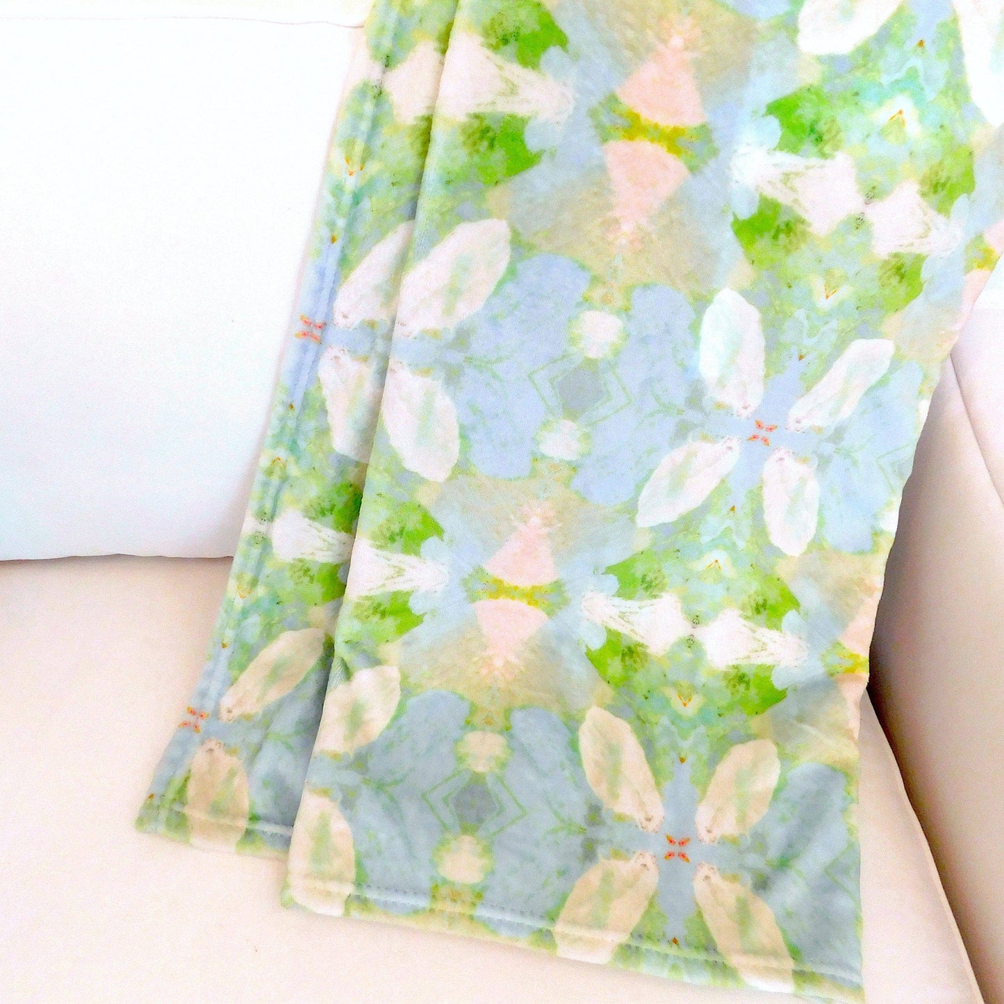 Elephant Falls Fleece Blanket: One Size