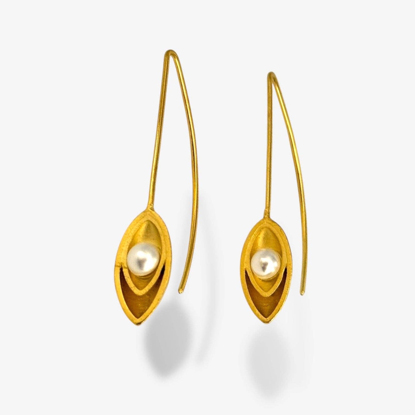 Petal Pearl Drop Earring